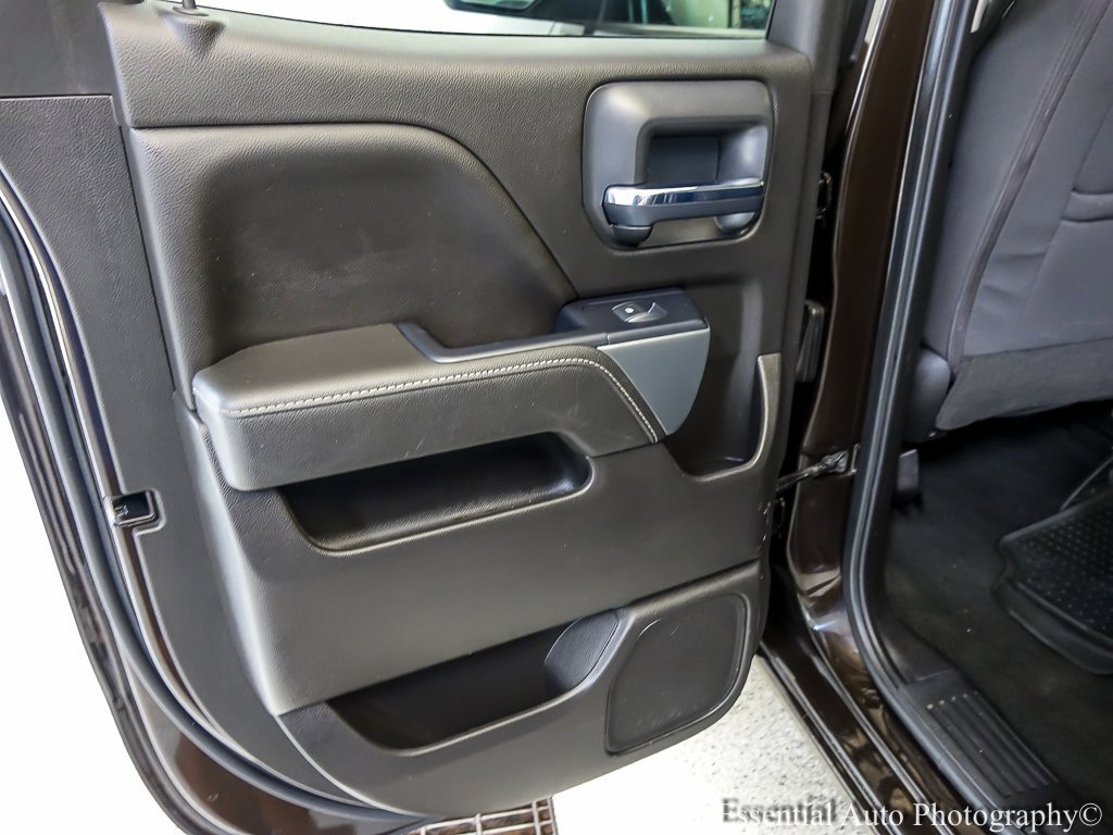 2018 Chevrolet Silverado 1500 LT photo 18