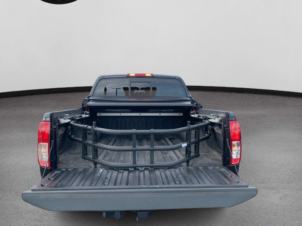 2020 Nissan Frontier SV photo 11