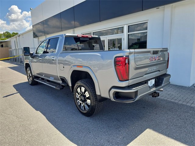 2025 Gmc Sierra 3500 HD Denali photo 4