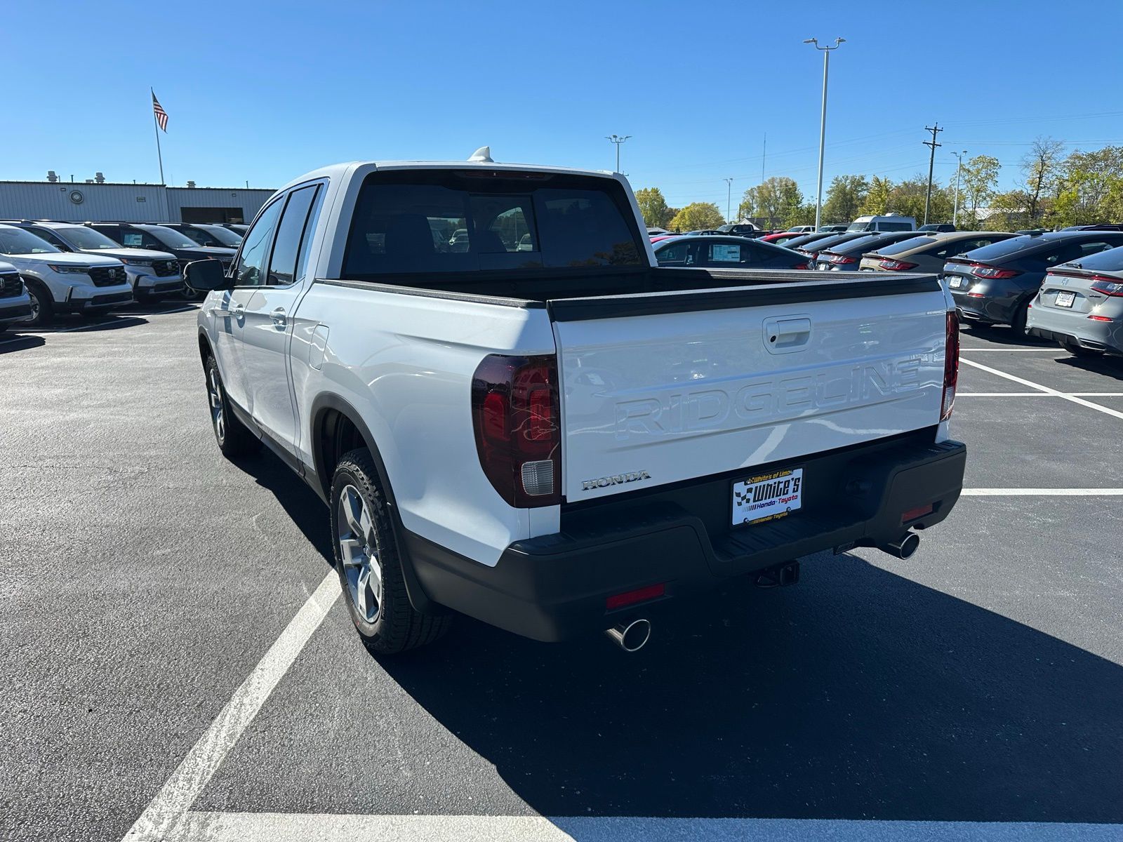 2026 Honda Ridgeline RTL photo 2