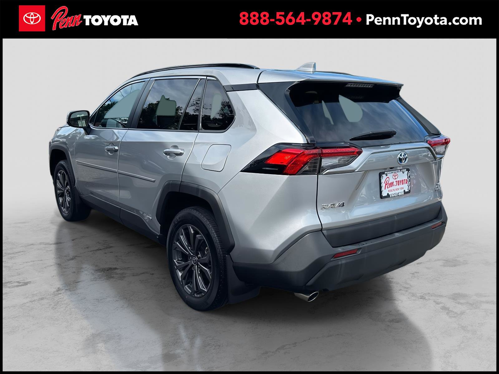 2023 Toyota RAV4 Hybrid XLE Premium photo 5