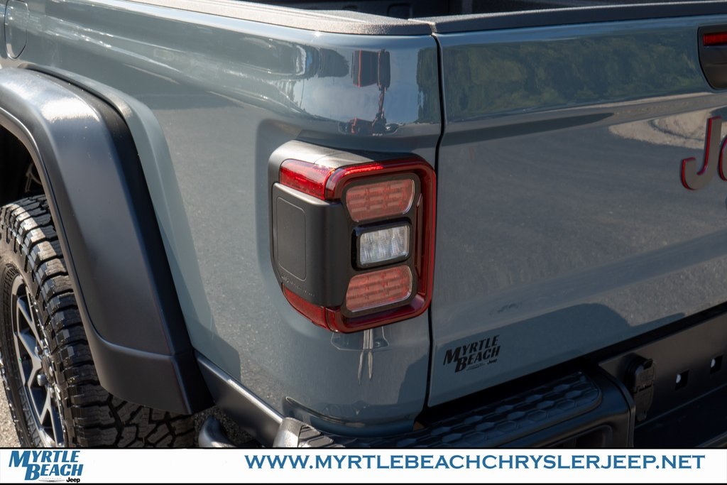 2025 Jeep Gladiator Rubicon photo 11