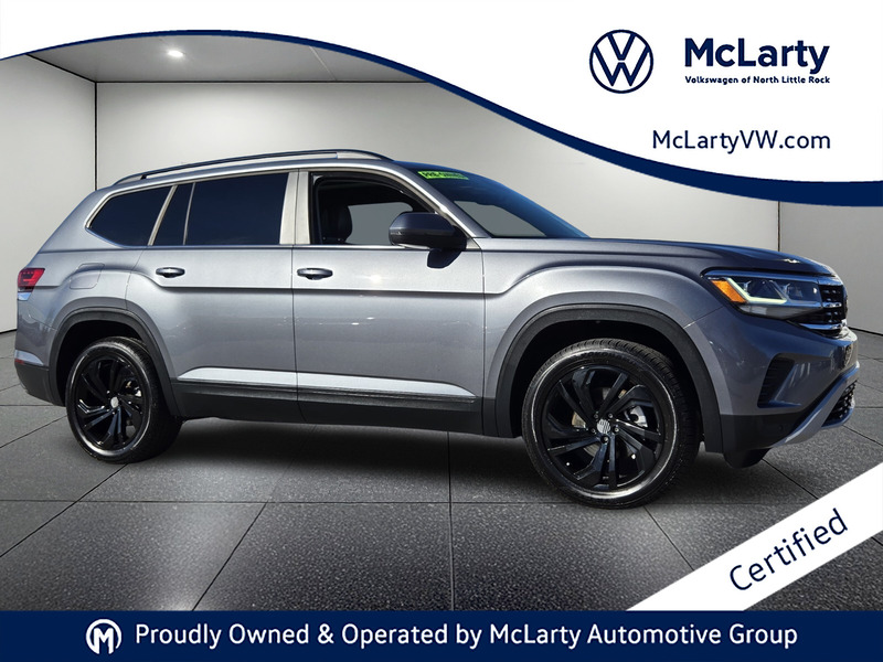 2022 Volkswagen Atlas SE's photo