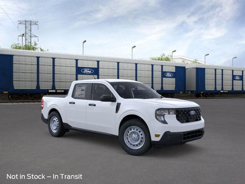 2025 Ford Maverick XL photo 5