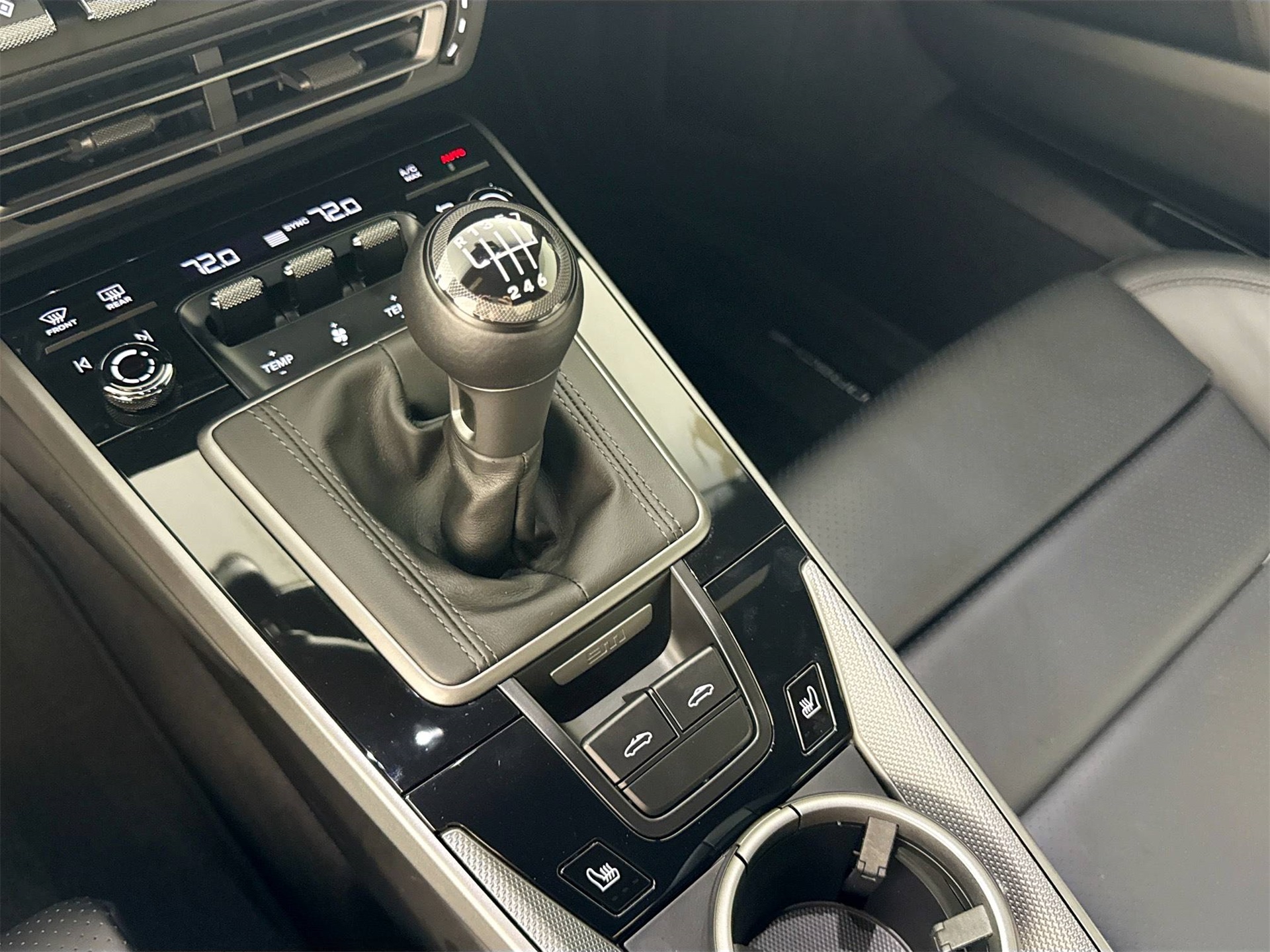 2023 Porsche 911 Targa 4S photo 14