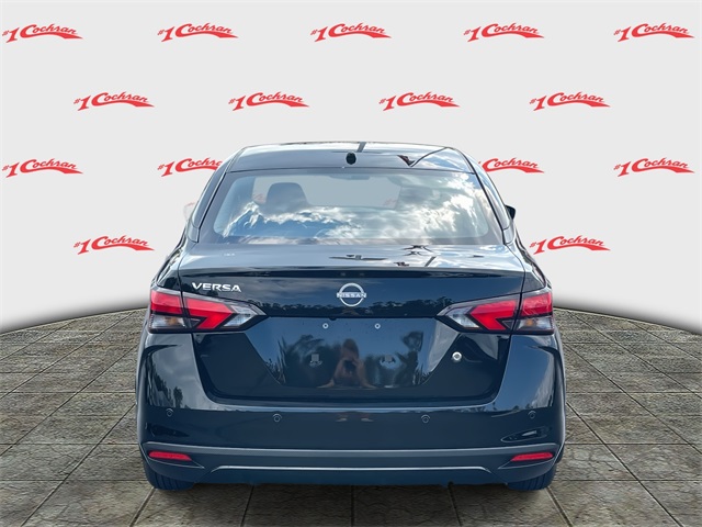 2025 Nissan Versa 1.6 S photo 3