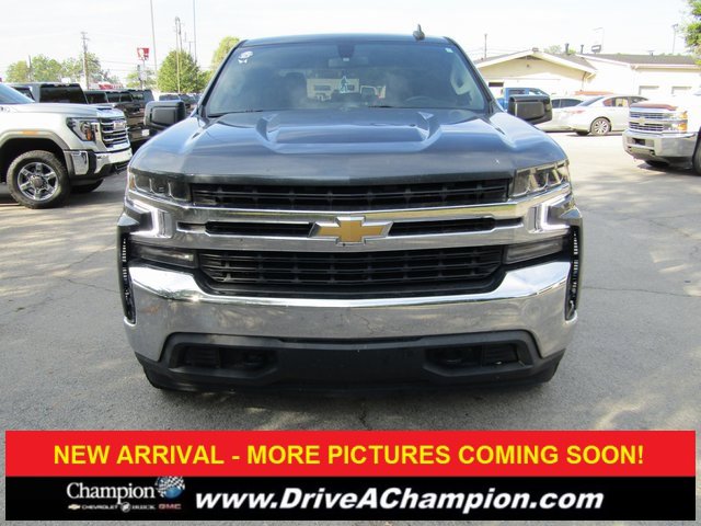 2021 Chevrolet Silverado 1500 LT photo 2