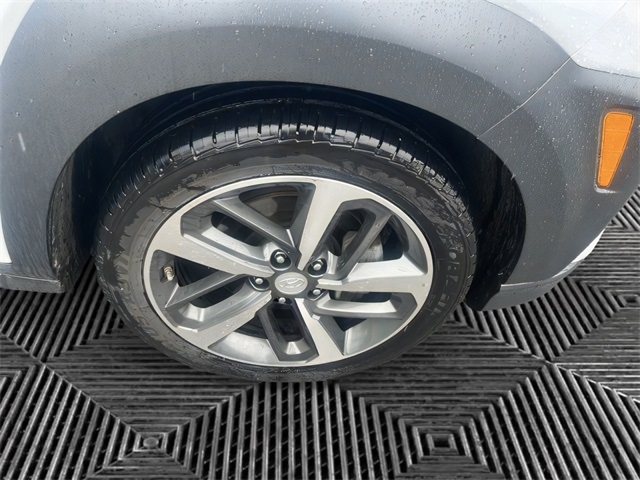 2020 Hyundai Kona Limited photo 9