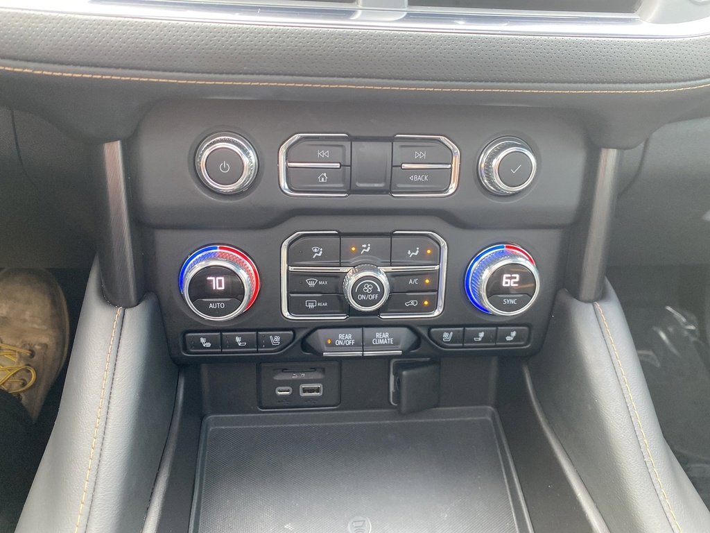 2021 Gmc Yukon XL AT4 photo 16