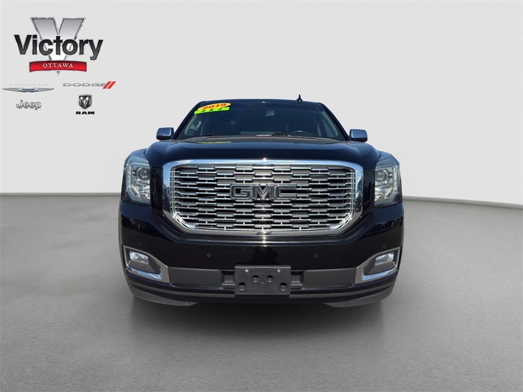Used 2019 GMC Yukon Denali with VIN 1GKS2CKJ6KR190254 for sale in Kansas City