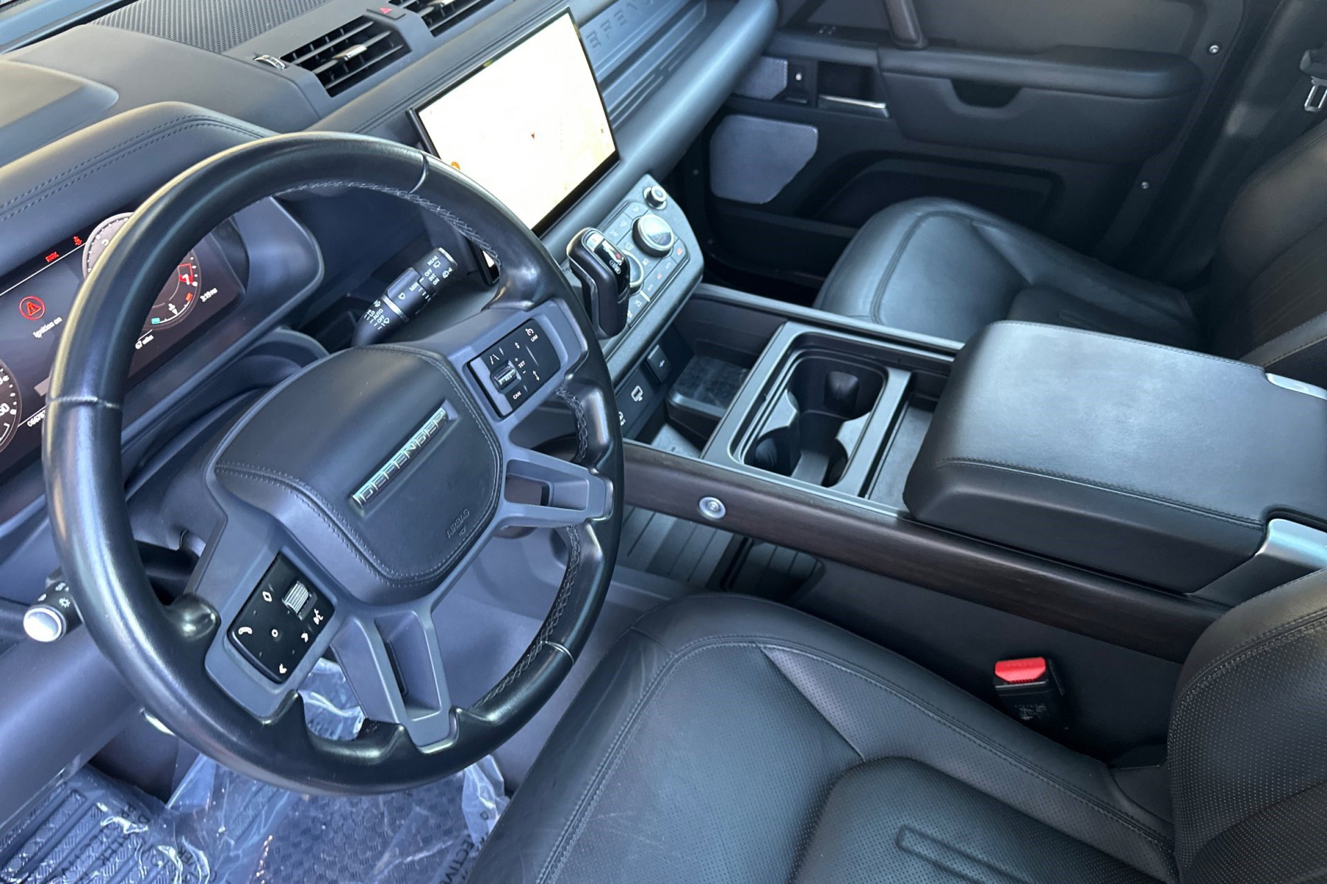 2023 Land Rover Defender 130 X photo 4