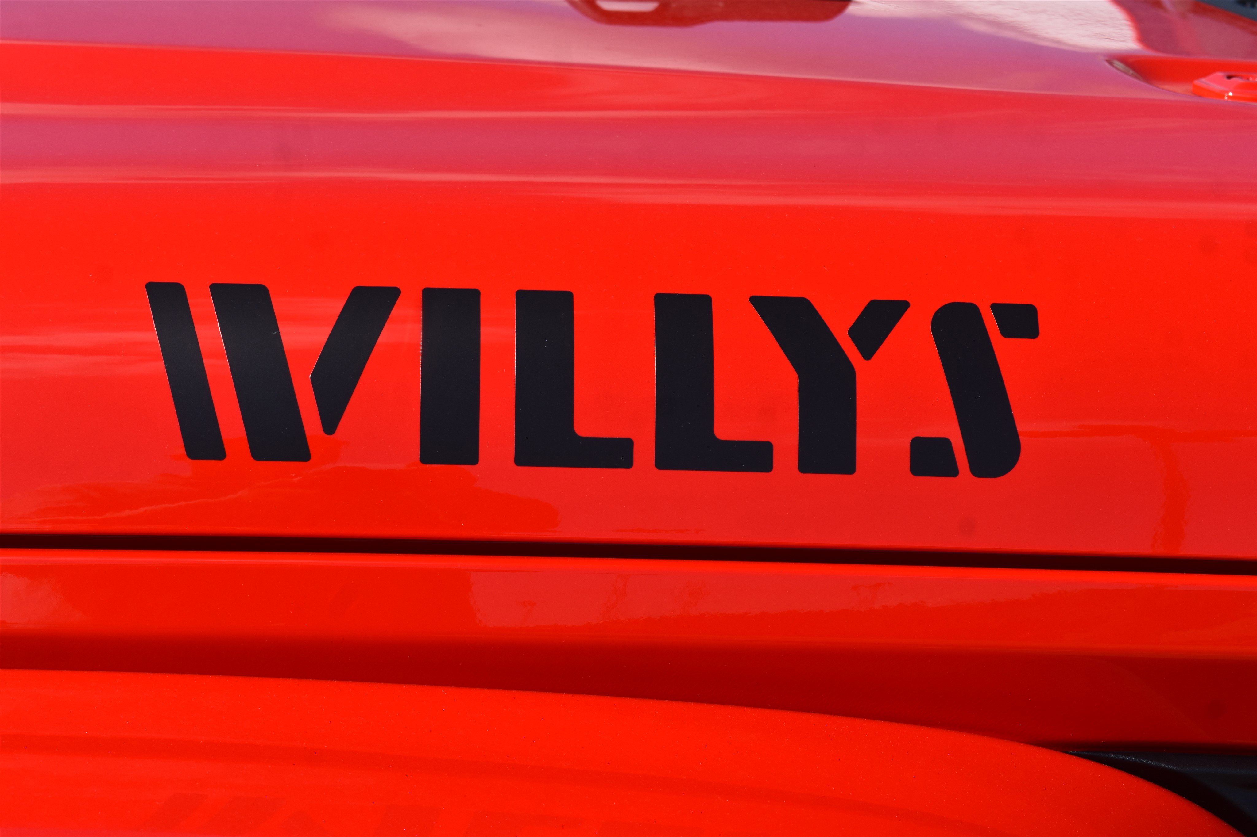 2025 Jeep Gladiator Willys photo 5