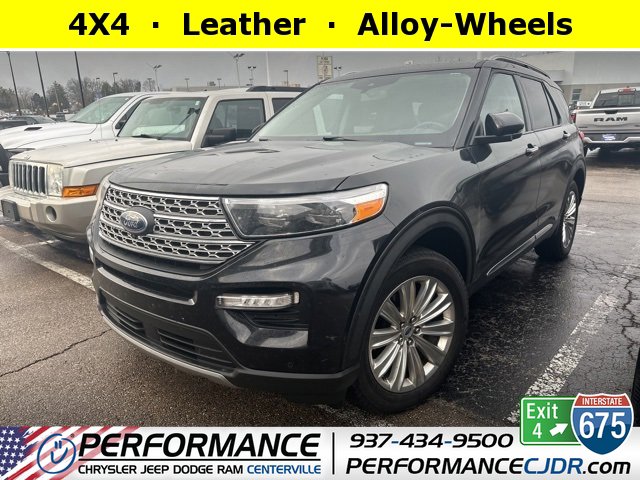2022 Ford Explorer Limited's photo