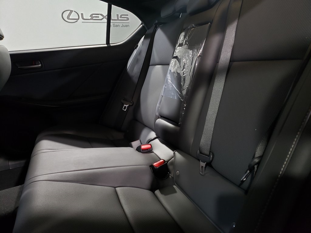 2025 Lexus IS 300 photo 23