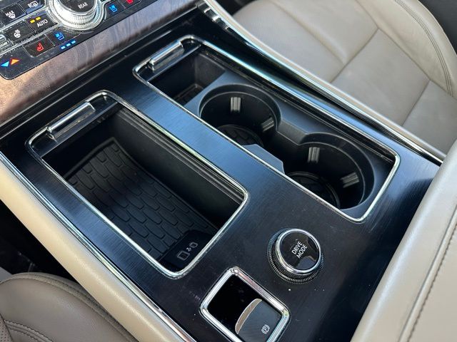 2020 Lincoln Aviator Reserve photo 23