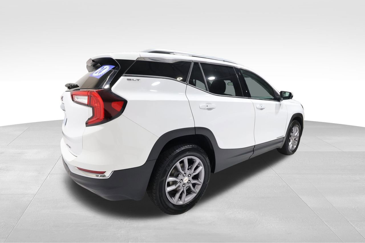 2024 Gmc Terrain SLT photo 3