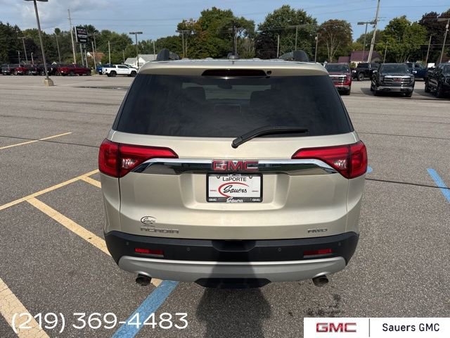2017 Gmc Acadia SLE photo 4