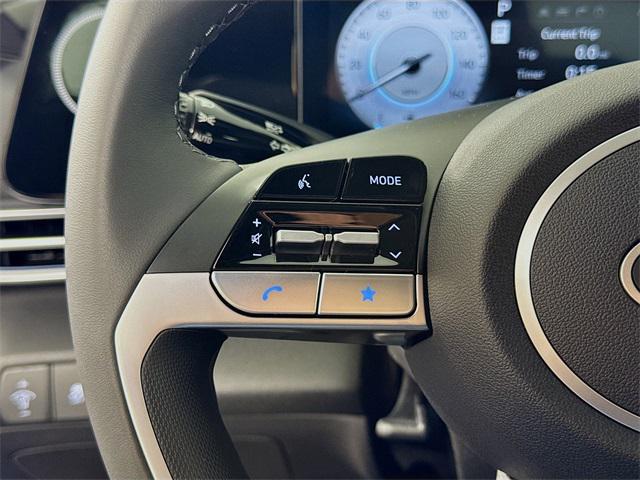 2025 Hyundai Elantra SEL Convenience photo 15
