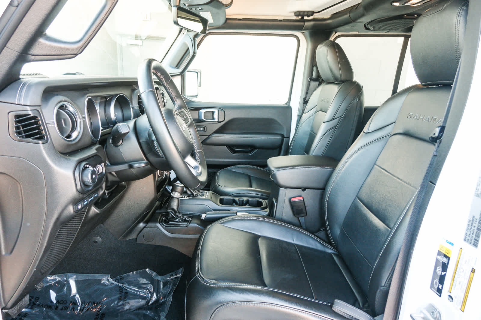 2022 Jeep Wrangler 4xe Unlimited Sahara photo 19