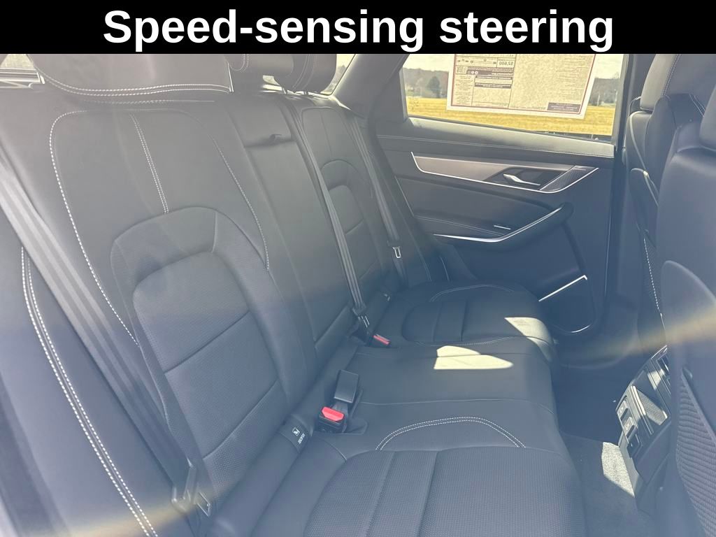 2026 Jaguar F-PACE P250 R-Dynamic S photo 18