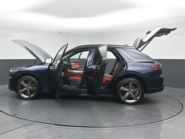 2025 GENESIS GV70 - Image 61