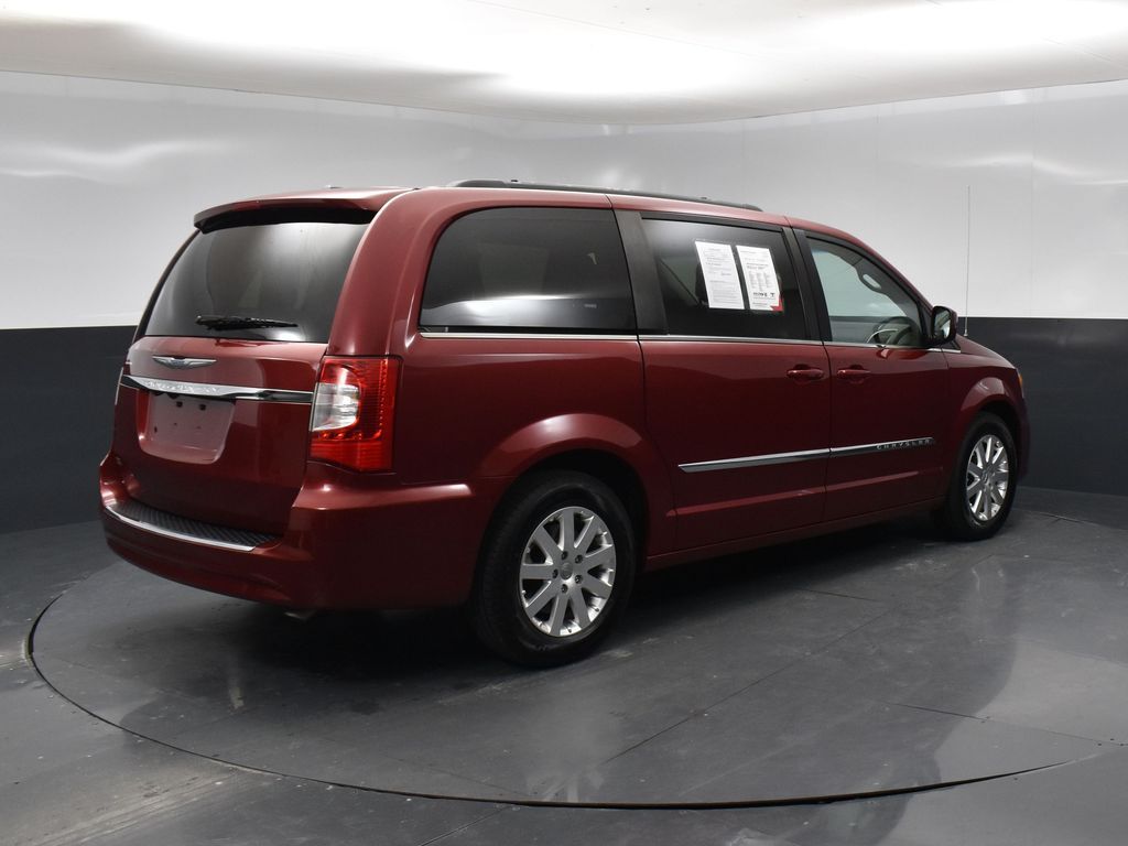 Used 2016 Chrysler Town & Country Touring with VIN 2C4RC1BG6GR126667 for sale in McPherson, KS