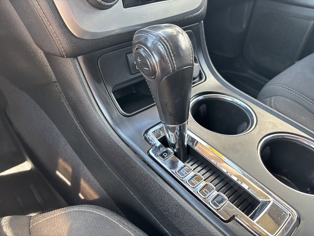 2015 Gmc Acadia SLE photo 25