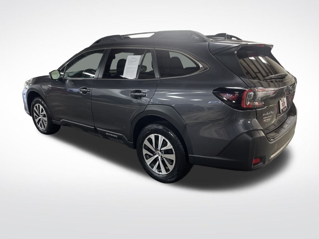2023 Subaru Outback Premium photo 3