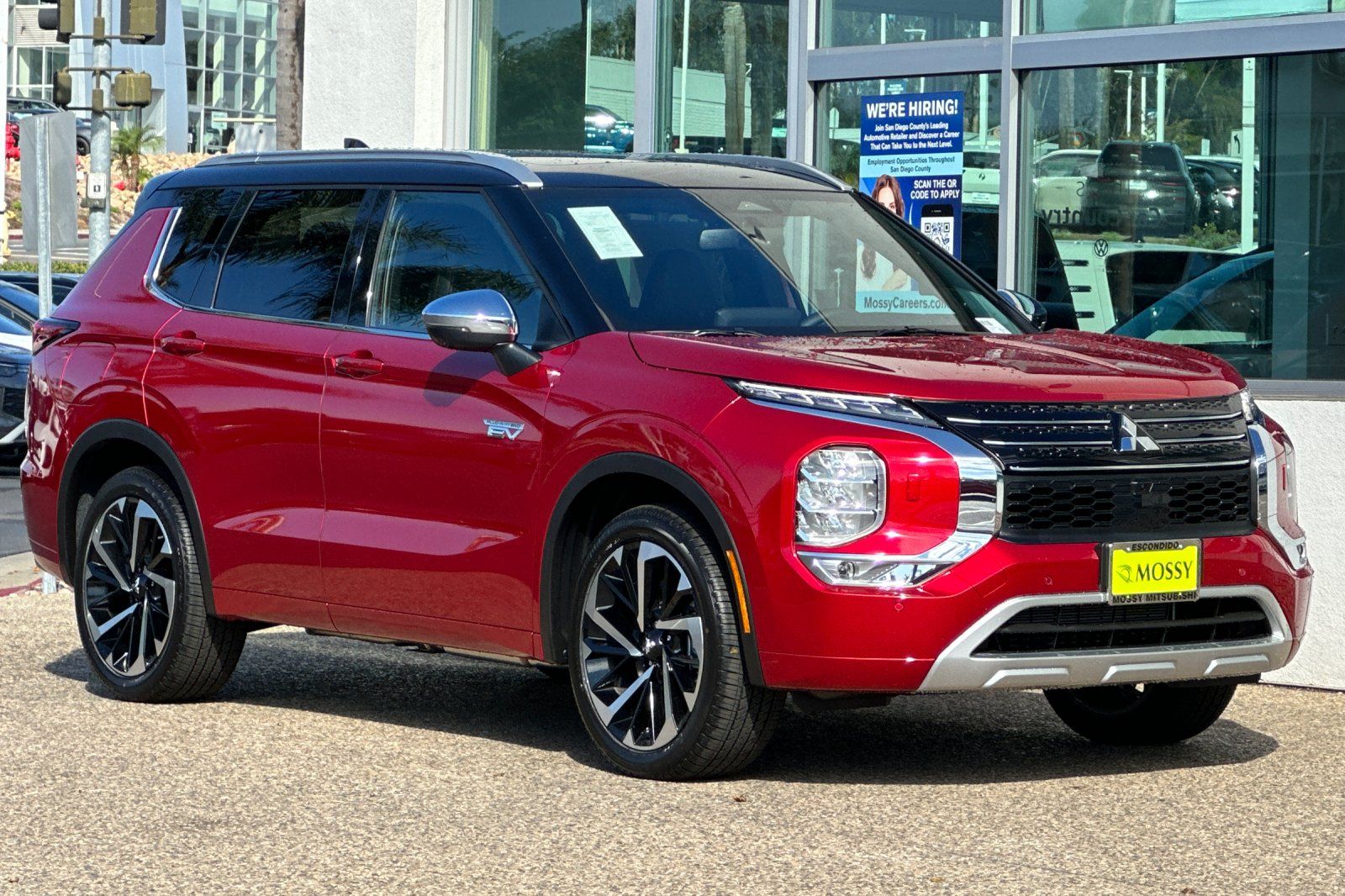 2025 Mitsubishi Outlander SEL Platinum GT photo 2