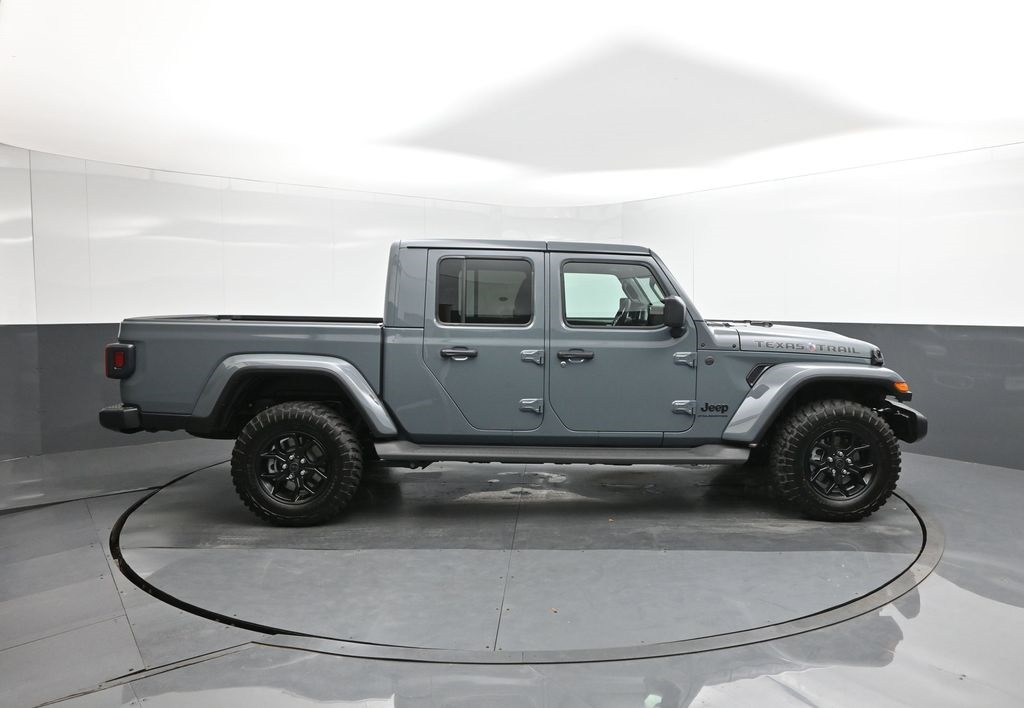 2025 Jeep Gladiator Sport photo 25