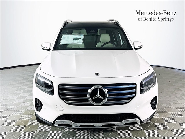 2025 Mercedes Benz GLB 250 photo 2