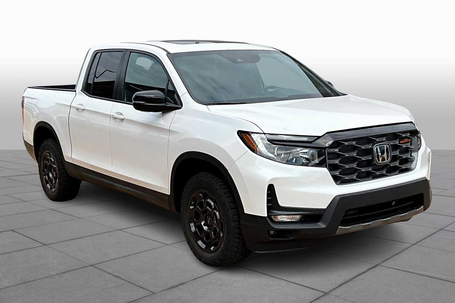 2025 Honda Ridgeline TrailSport photo 2