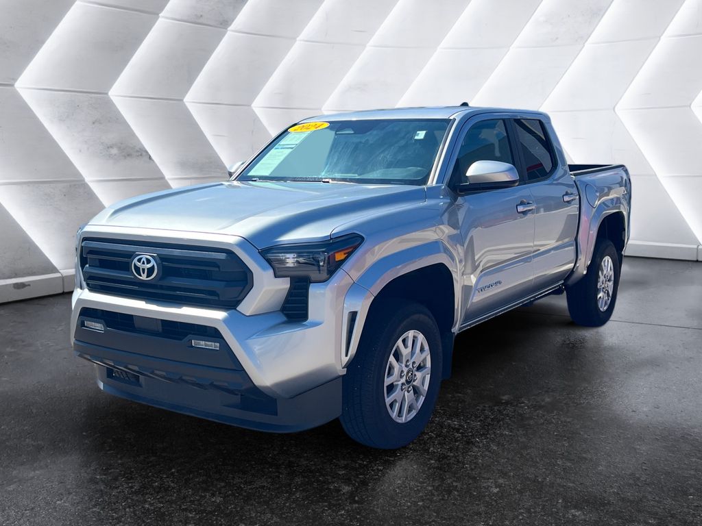 2024 Toyota Tacoma SR5 photo 3