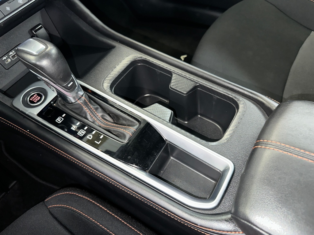 2022 Nissan Sentra SR photo 12