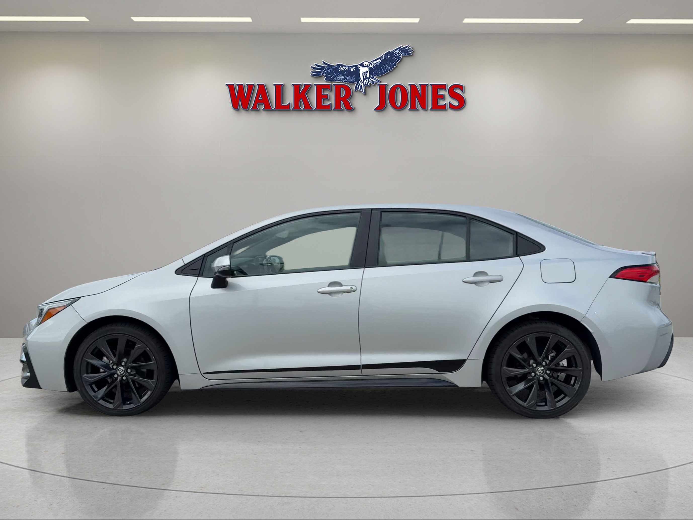 2023 Toyota Corolla SE photo 5