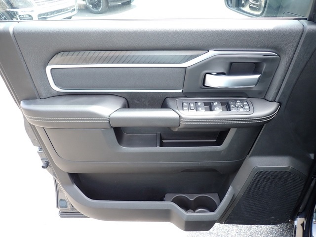 2025 Ram 2500 Big Horn photo 14