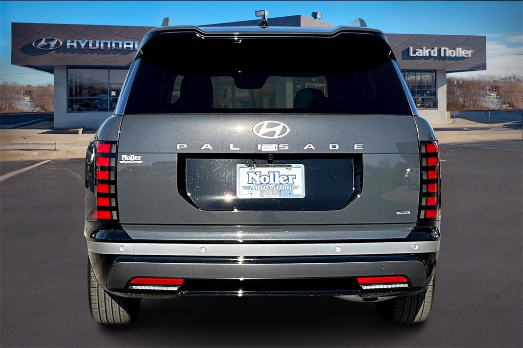 2026 Hyundai Palisade Limited photo 4