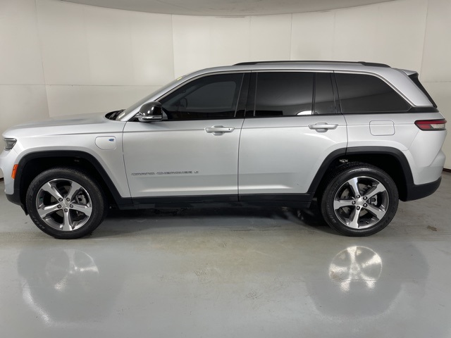 2023 Jeep Cherokee 4xe photo 4