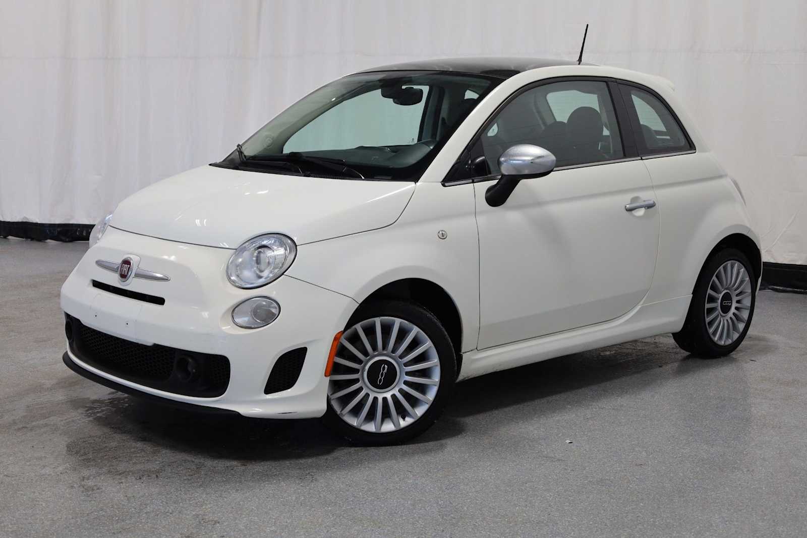 2018 FIAT 500 Lounge's photo