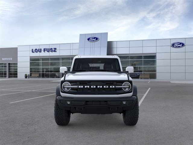 2025 Ford Bronco Outer Banks photo 6