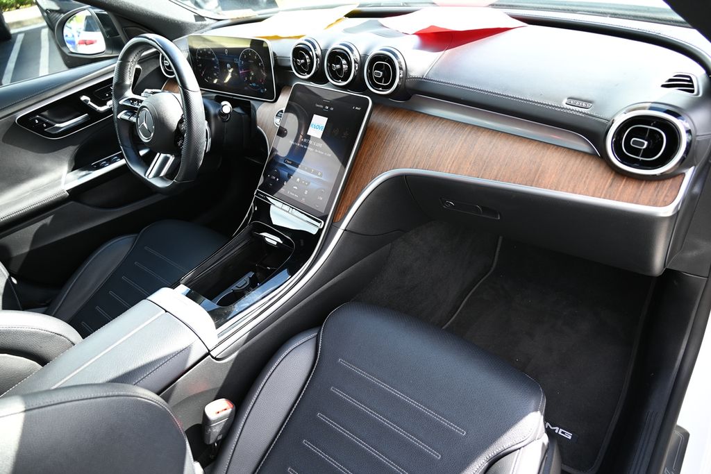 2022 Mercedes Benz C 300 photo 6
