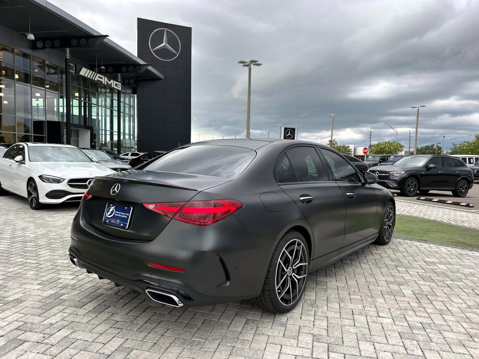 2025 Mercedes Benz C 300 Sedan photo 4