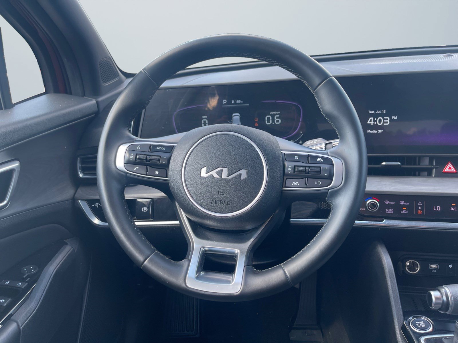 2023 Kia Sportage X-Line photo 12
