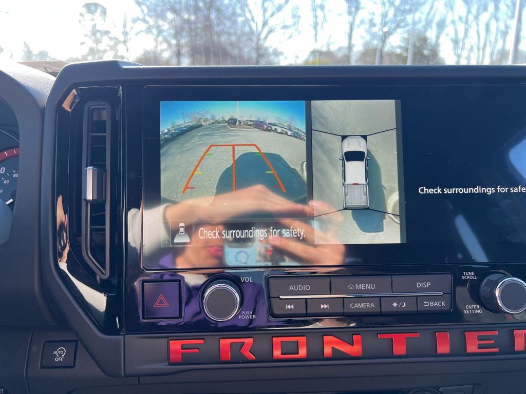 2025 Nissan Frontier Crew Cab PRO-4X photo 10