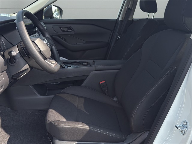 2026 Nissan Rogue S photo 21