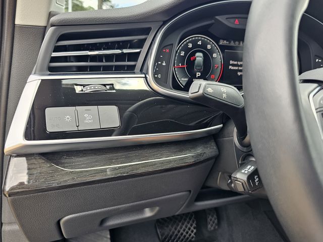2024 Audi Q7 45 Premium Plus photo 20