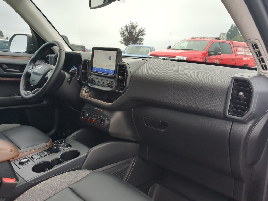 2023 Ford Bronco Sport Outer Banks photo 3