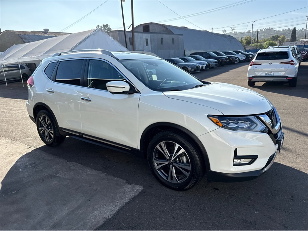 2017 Nissan Rogue SL