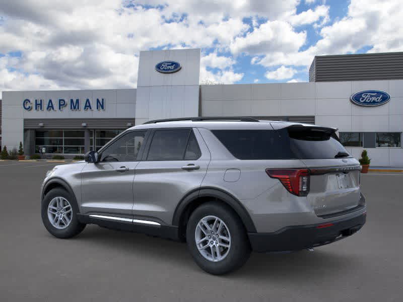 2025 Ford Explorer photo 3