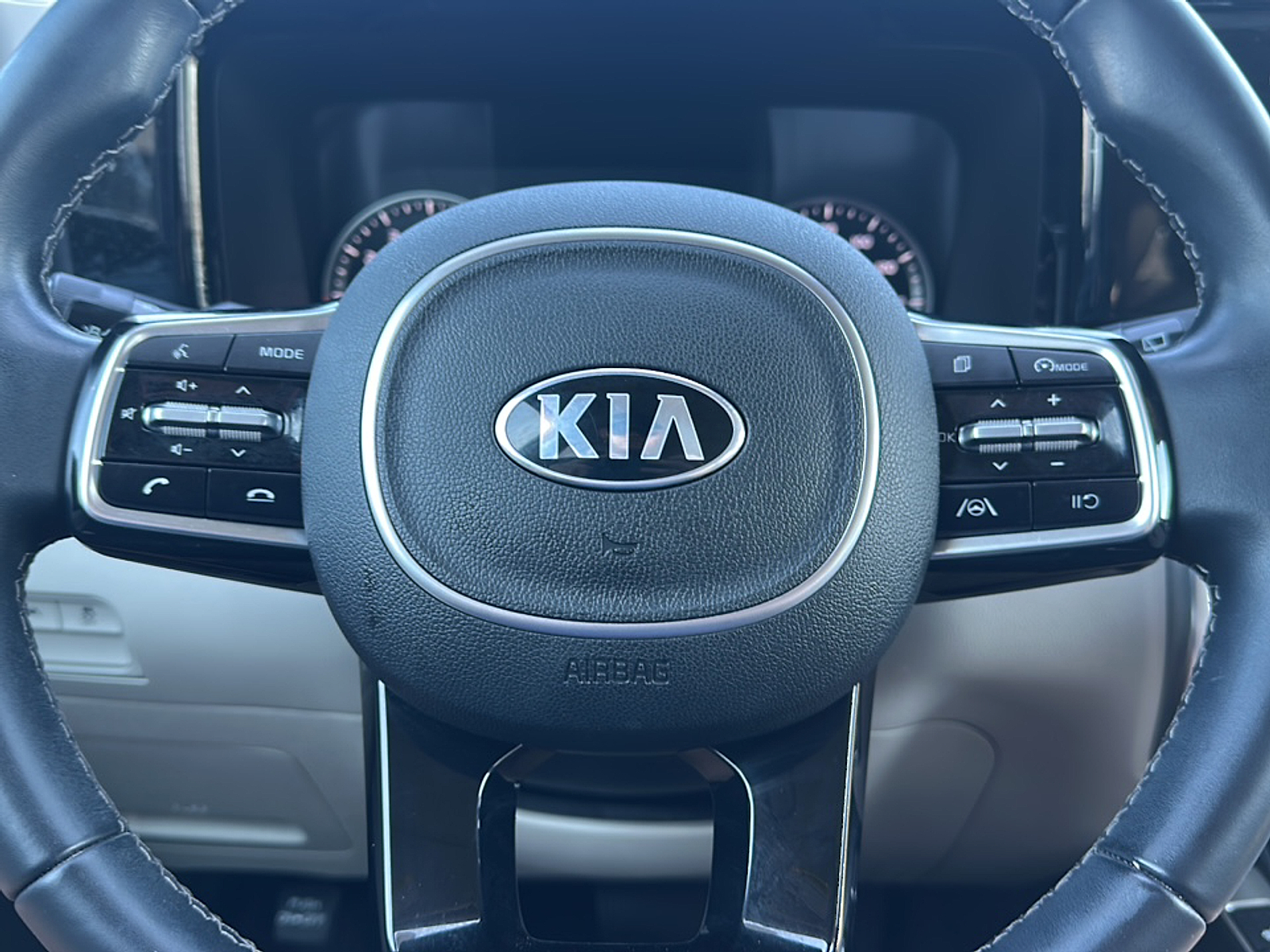 2021 Kia Sorento S photo 13